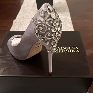 Badgely Mischka platform 4" heals with CHRYSTAL applique size 9